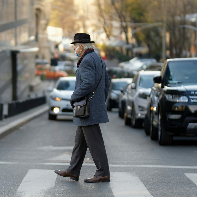 elderly-man-6792215_1280 elderly-man-6792215_1280